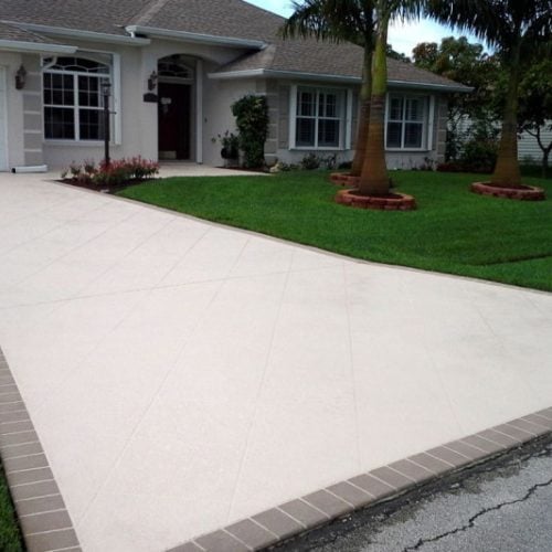 homeguide-concrete-driveway-overlay-with-decocorative-pattern-t